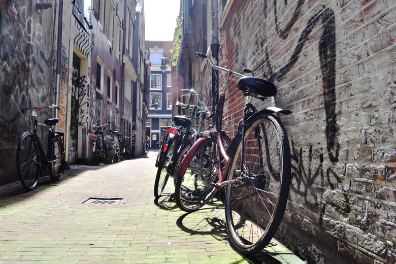 Amsterdam: bicycles & graffiti